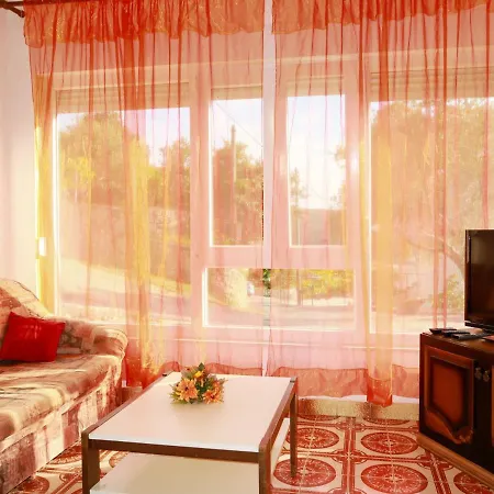 Apartament Filip - Rab405 By Interhome
